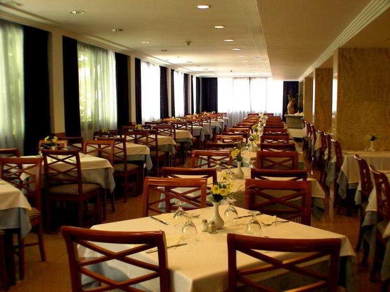 Hotell Kilimanjaro 3*